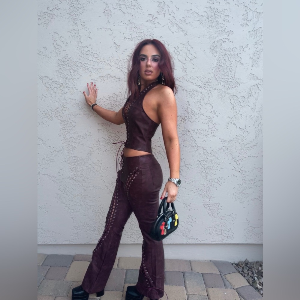 Leather Set - Picture 3 of 3